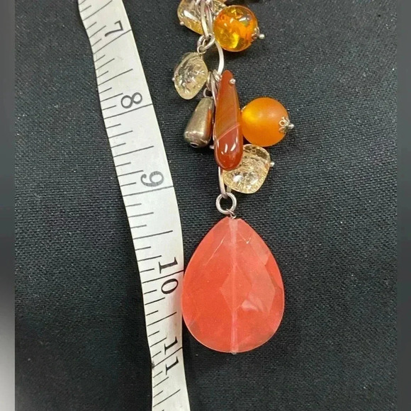 ADJUSTABLE NECKLACE - SILVER AND CORAL-AMBER COLORED BEADS. - Picture 6 of 7